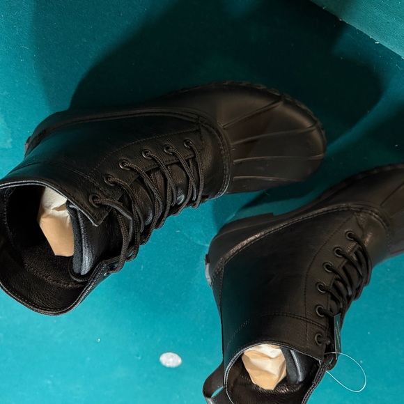London Fog Black Lace-Up Waterproof Duck Boots main image 5